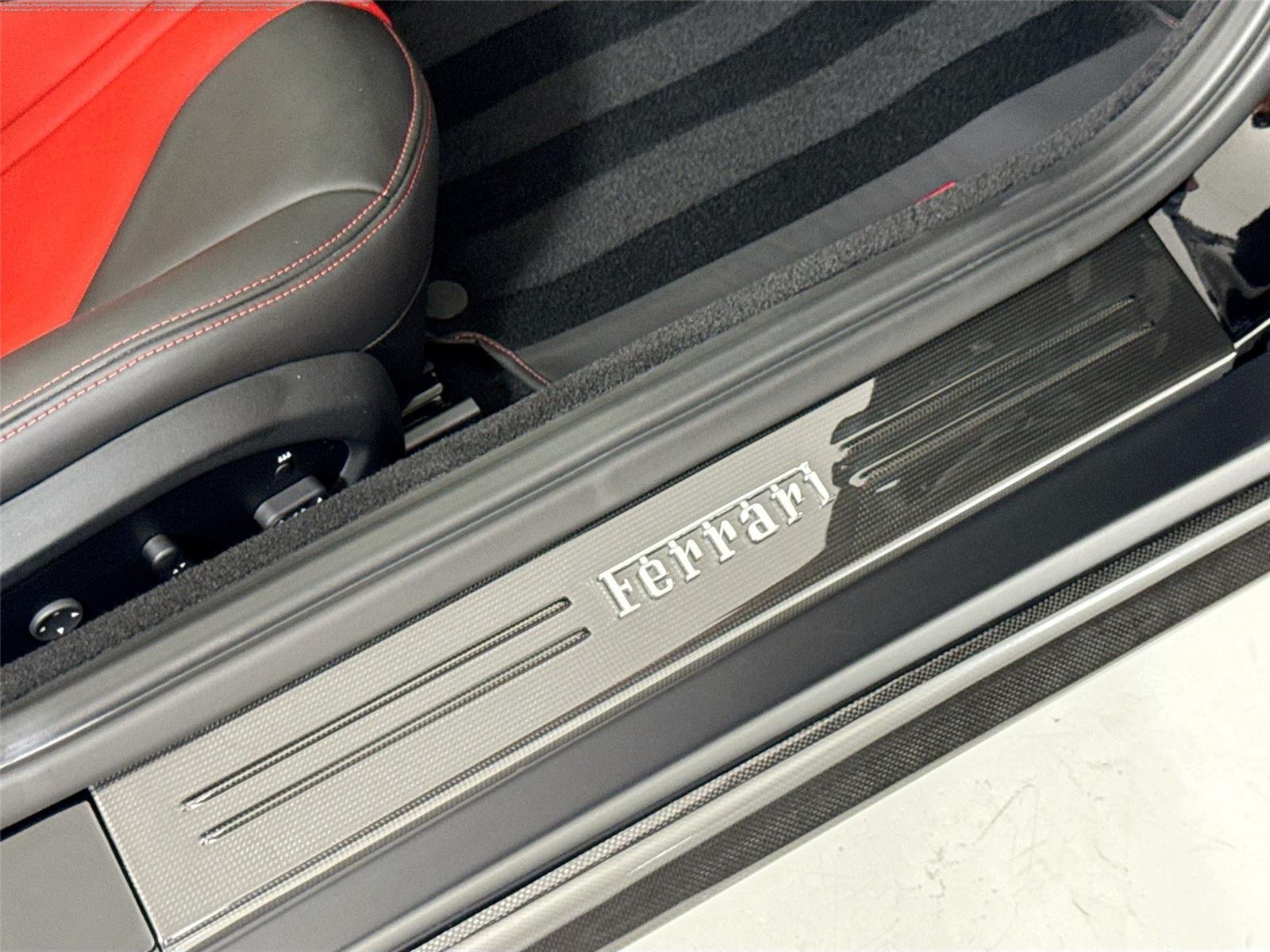 Used 2021 Nero Ferrari  image 32