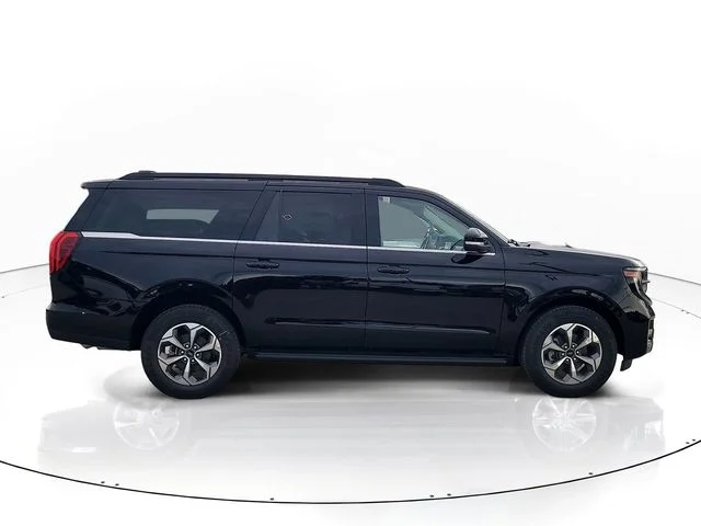 New 2027 Black Metallic Ford Active image 4
