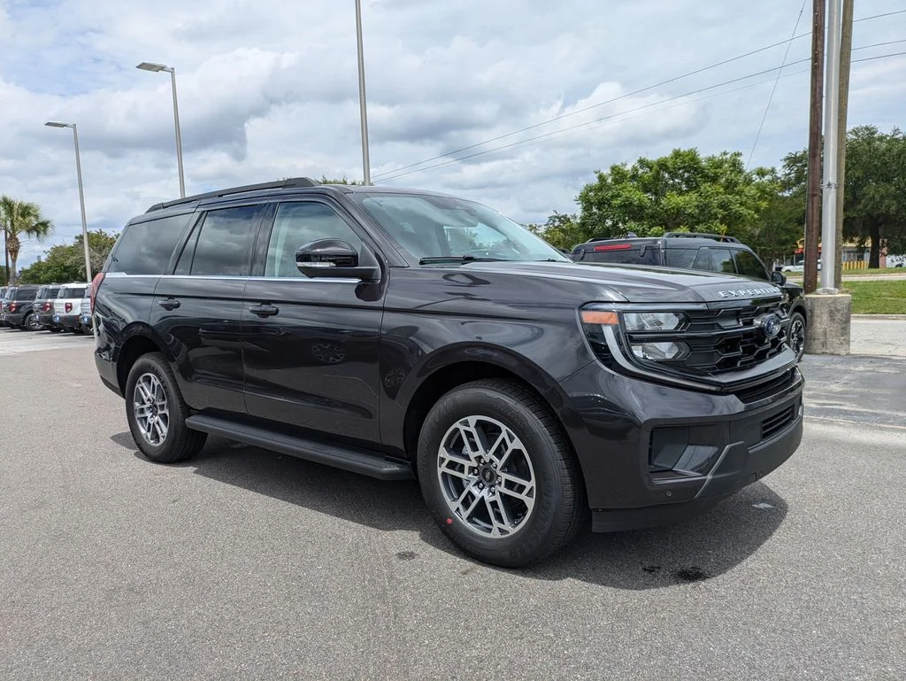 New 2026 Dark Matter Gray Metallic Ford Active image 2