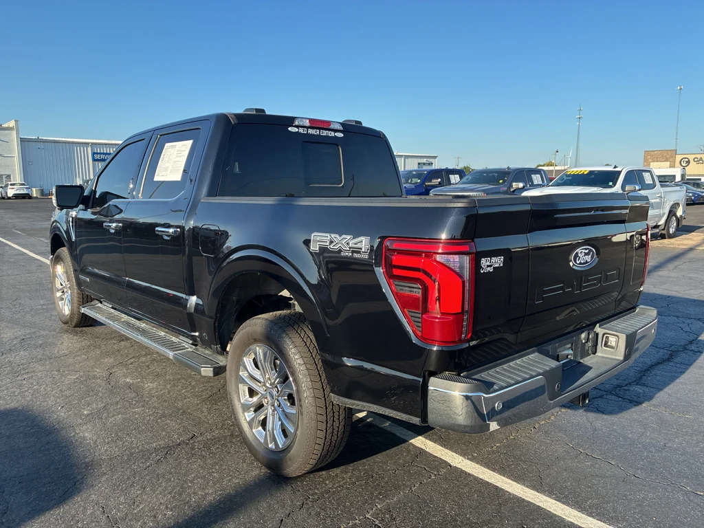 Used 2024 Agate Black Metallic Ford LARIAT image 7