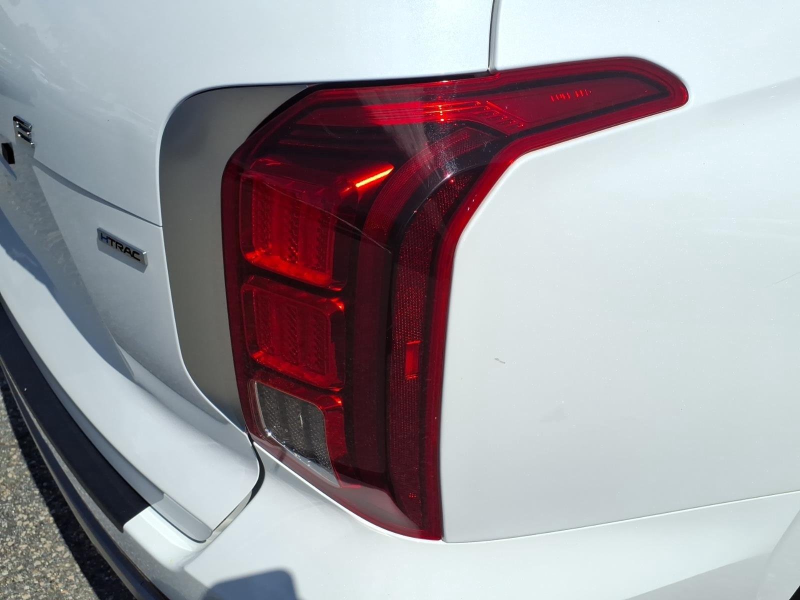 2023 Hyundai Palisade Limited - Photo 14
