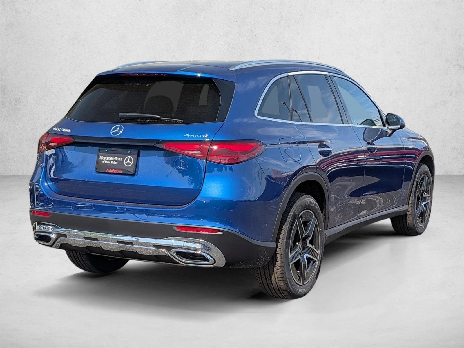 New 2026 Starling Blue Metallic Mercedes-Benz GLC300 image 2