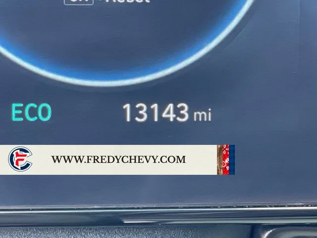 Used 2025 White Hyundai Limited image 16