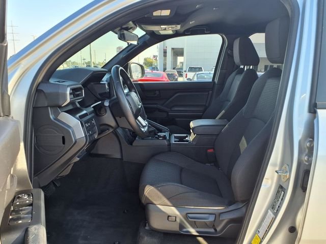 Used 2025  Toyota SR5 image 23