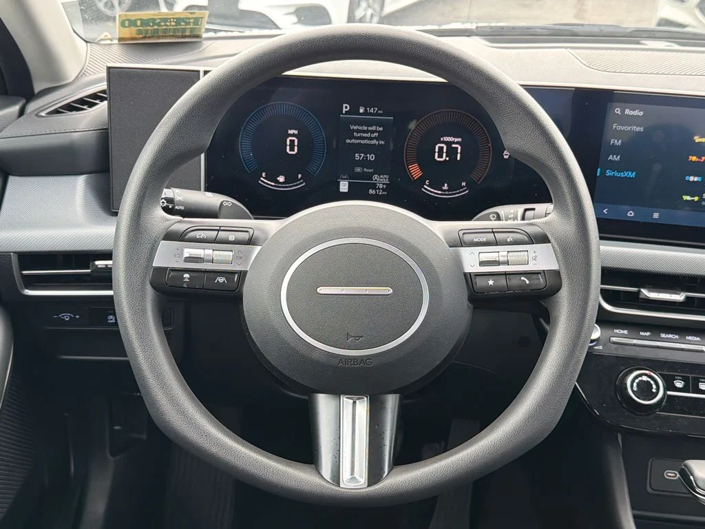 Used 2025 White Hyundai SE image 23