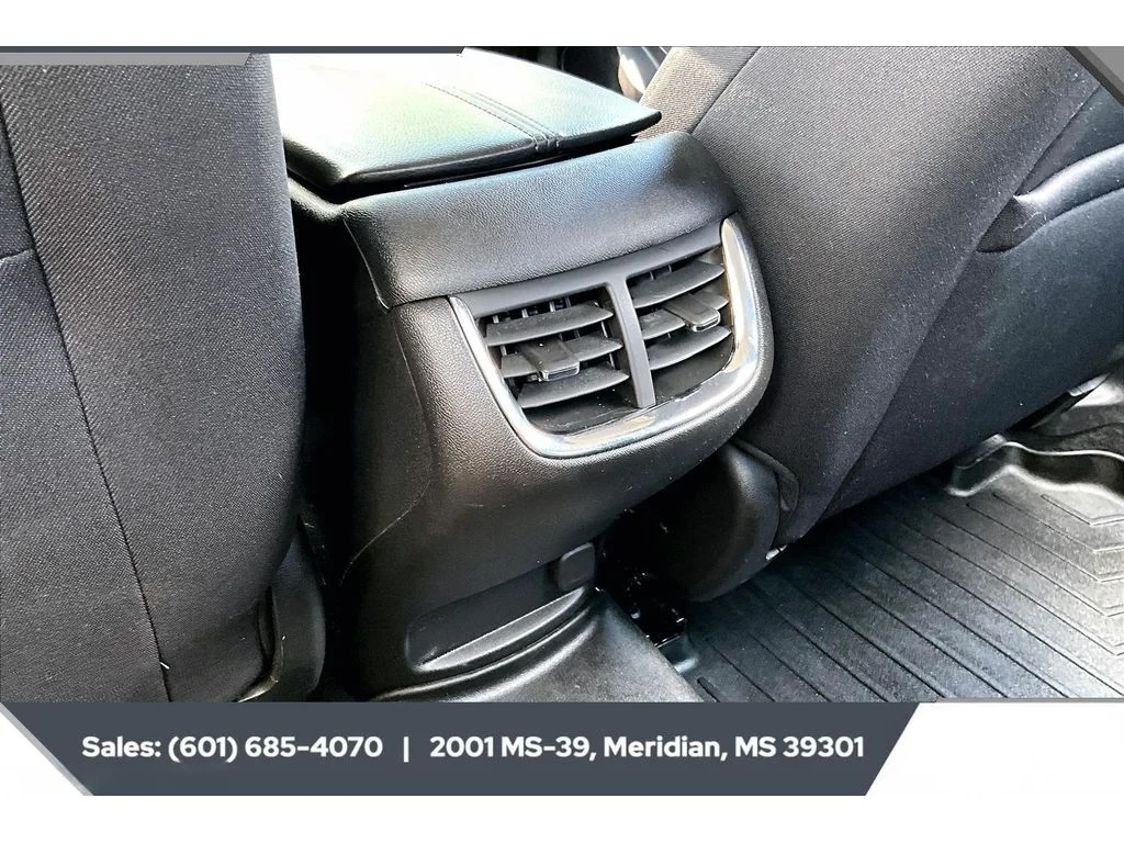 Used 2023 Sterling Gray Metallic Chevrolet LT image 24