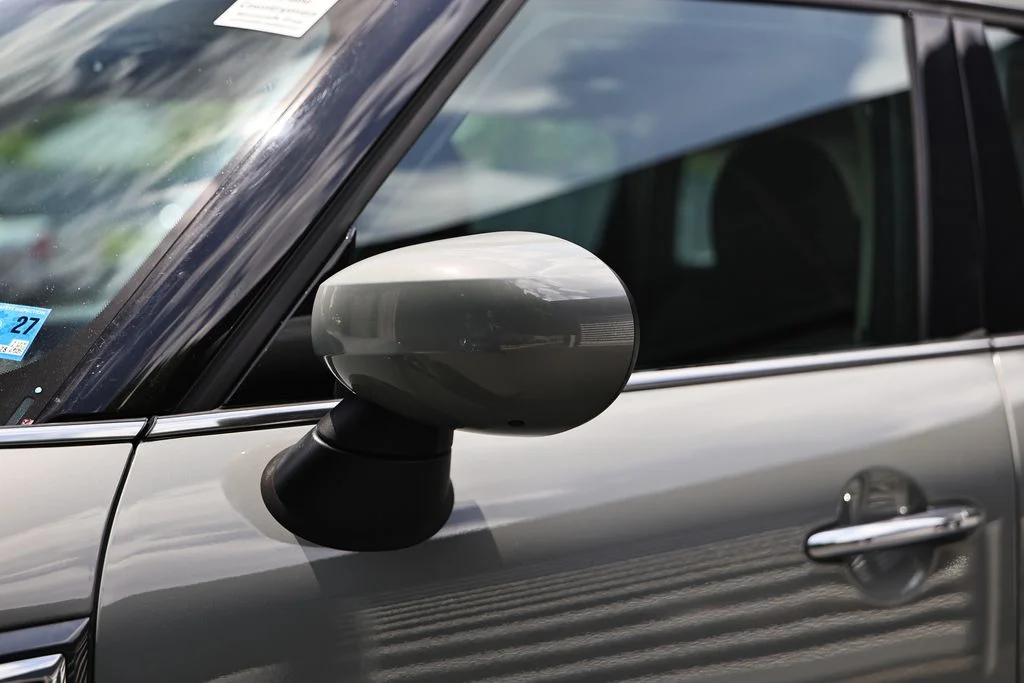 Used 2021 Moonwalk Gray Metallic MINI Classic image 12
