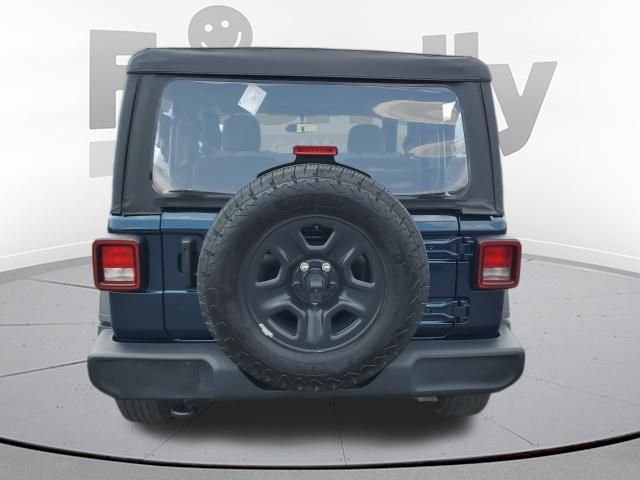 Used 2025 Blue Jeep Sport image 4