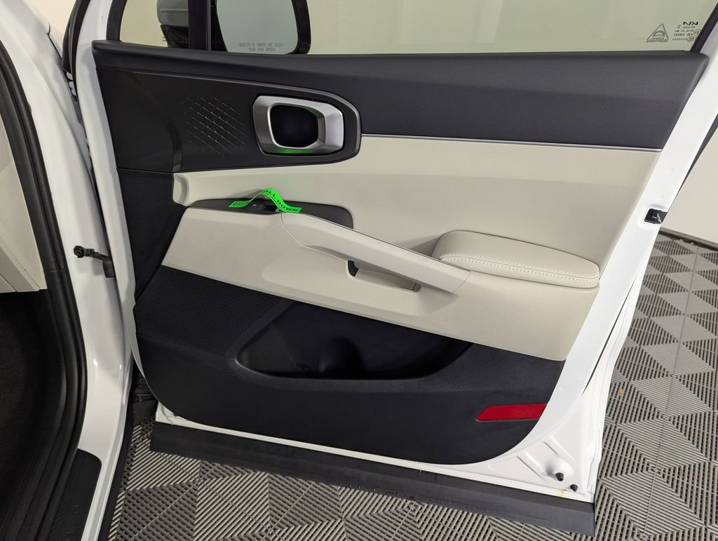 New 2026 Glacial White Pearl Kia EX image 36