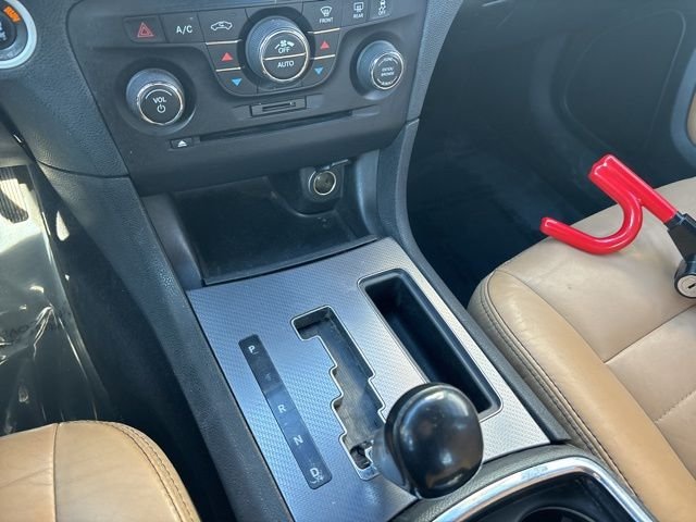 Used 2011 Black Dodge Rallye Plus image 26