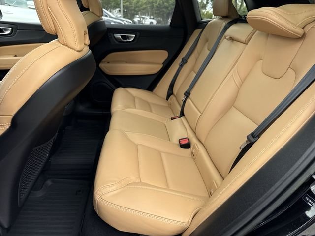 2023 Volvo XC60 Ultimate - Photo 23