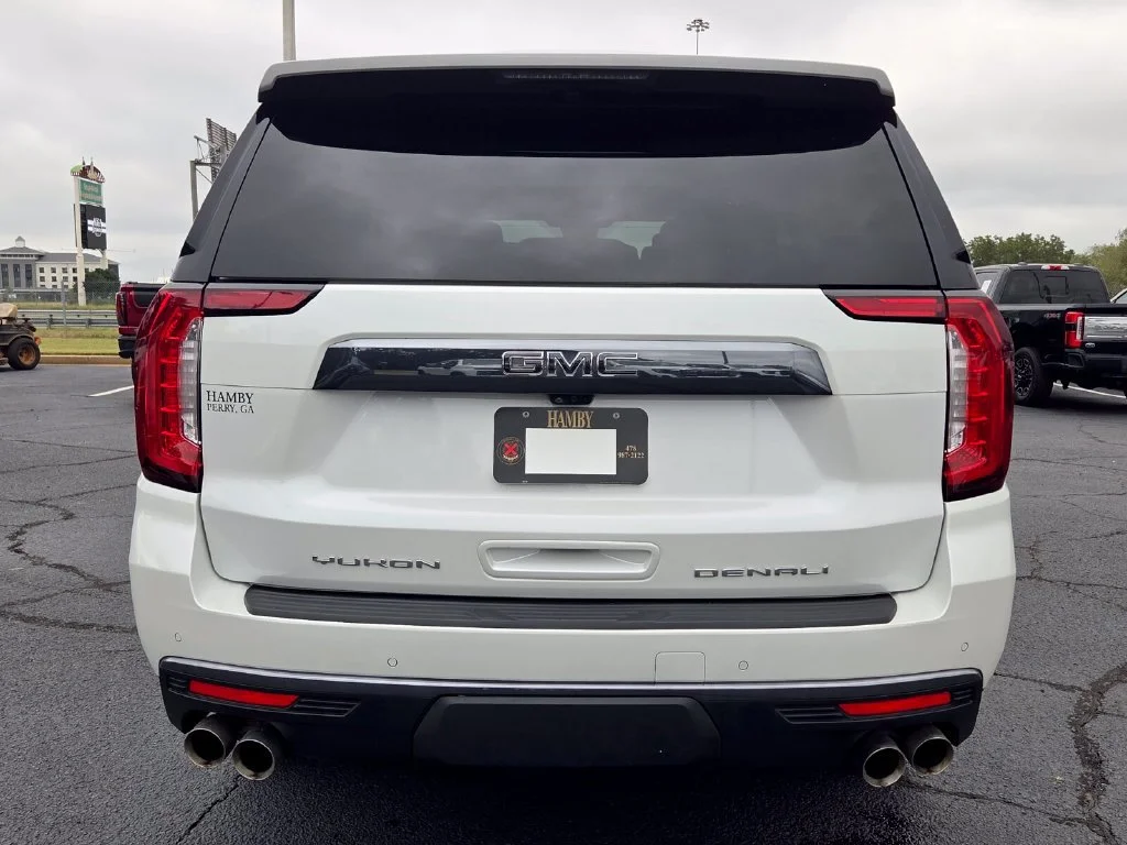 Used 2023 WHITE FROST TRICOAT GMC Denali Ultimate image 13