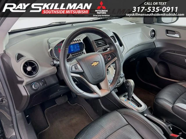 Used 2015 Gray Chevrolet LTZ image 30