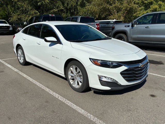 Used 2025 White Chevrolet LT image 2