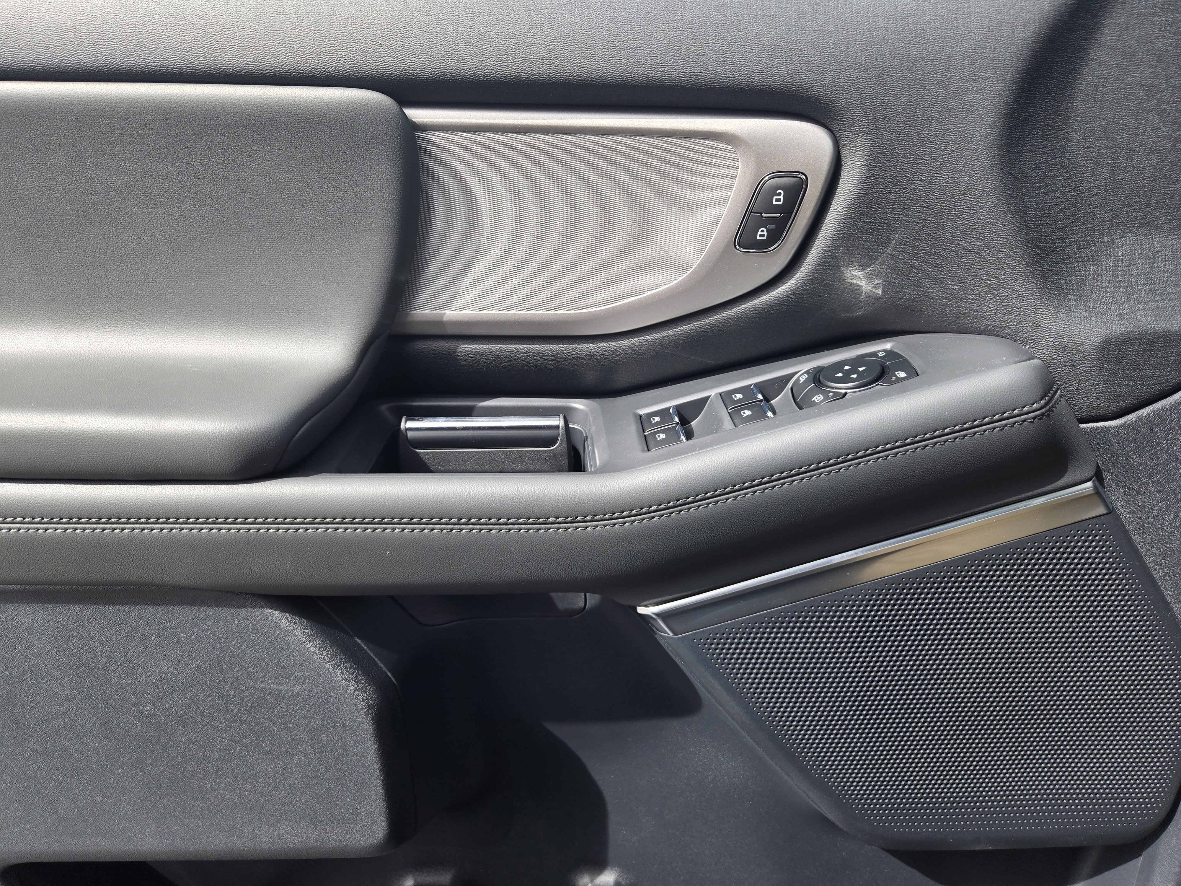 New 2026 Agate Black Metallic Ford Active image 14