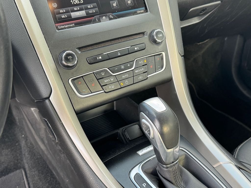 Used 2016 Black Ford SE image 22