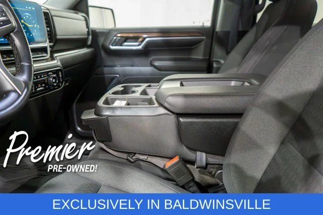 Used 2023 White Chevrolet RST image 18