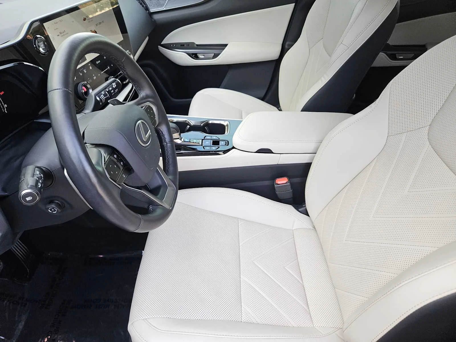 Certified Used 2025 ATOMIC SILVER Lexus Luxury image 8