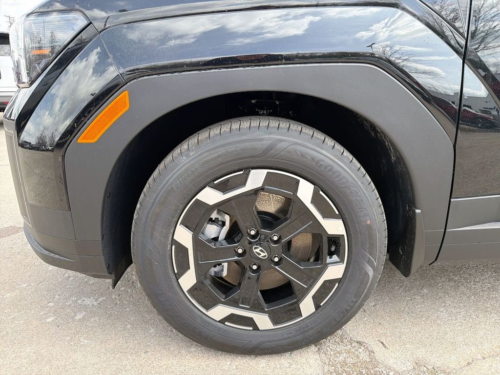 New 2026 Black Hyundai SEL AWD image 18