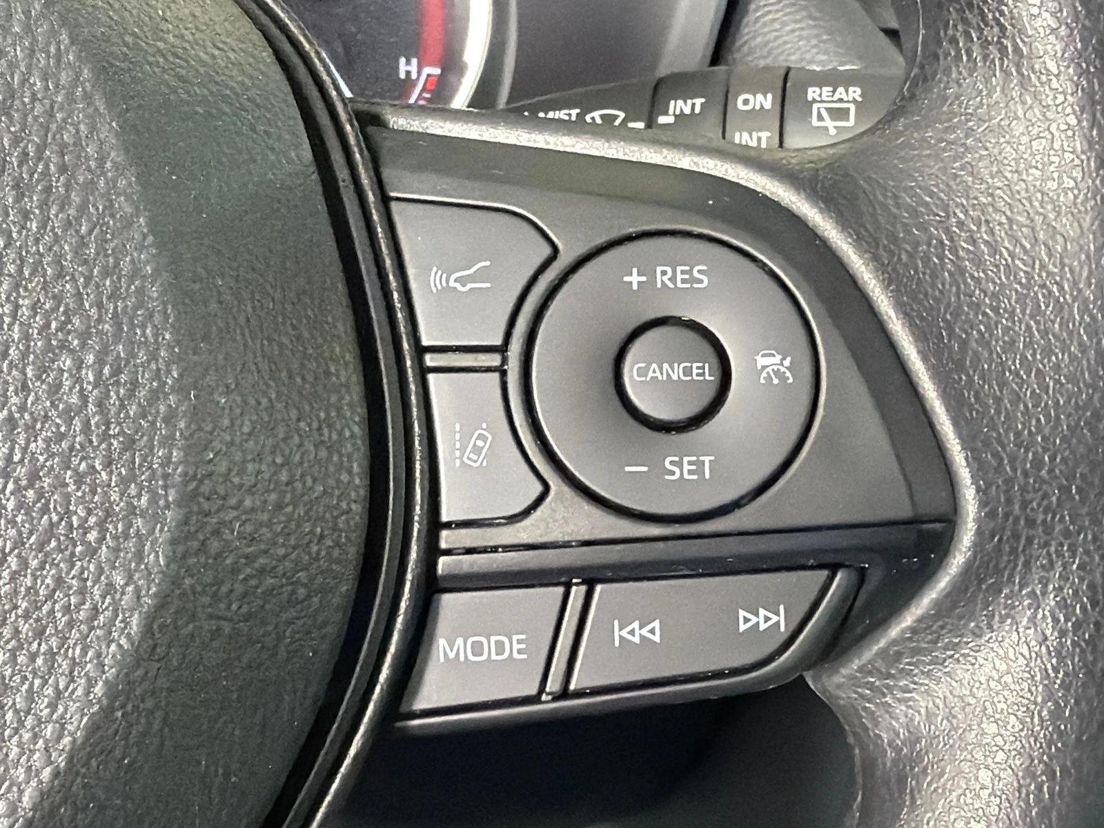 Used 2024 Ice Cap Toyota XLE image 27