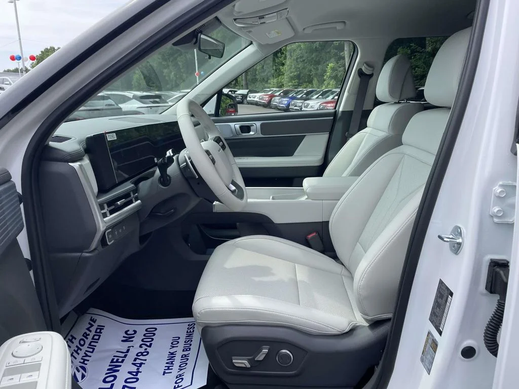 New 2026 White Hyundai SEL image 17