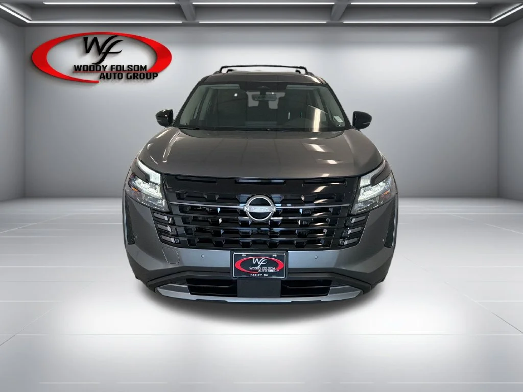 New 2026 Gun Metallic Nissan SL image 2