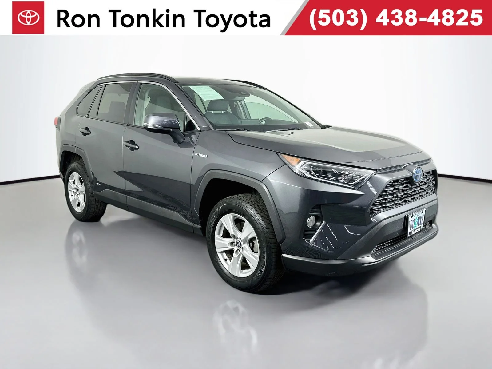 Used 2020 Magnetic Gray Metallic Toyota XLE image 1