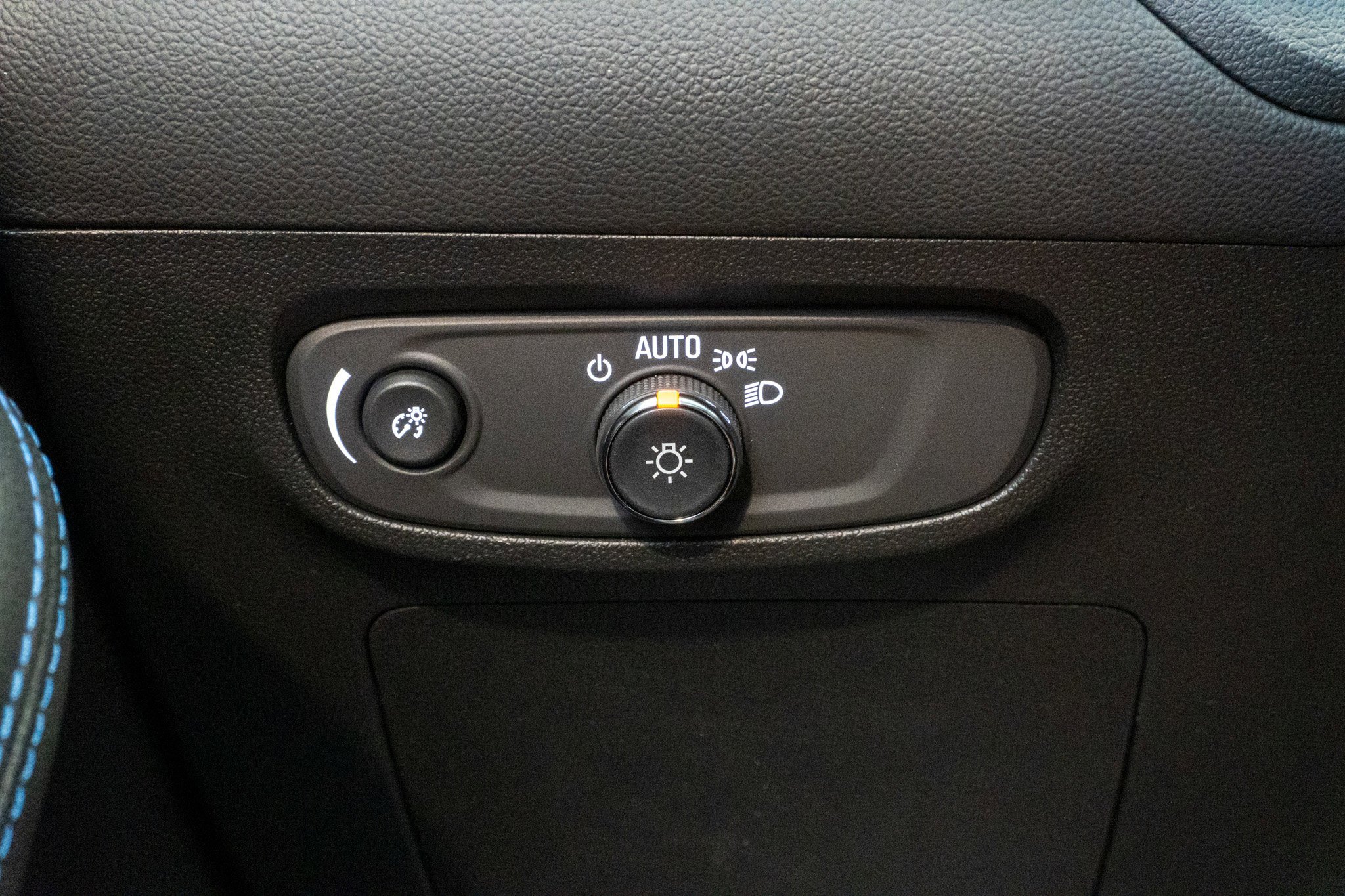 2026 Buick Encore GX Sport Touring - Photo 23