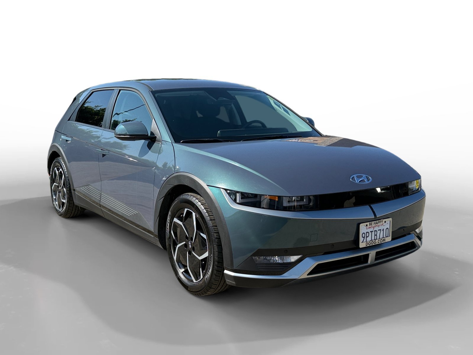 Certified Used 2024 Digital Teal Hyundai SEL image 7