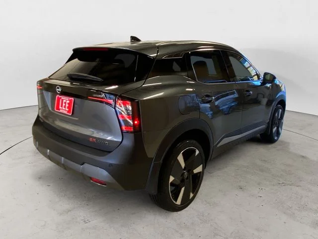 New 2026 Gray Nissan SR image 6