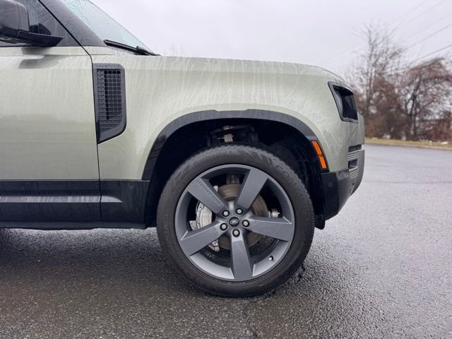 Certified Used 2023 Green Land Rover X-Dynamic SE image 9