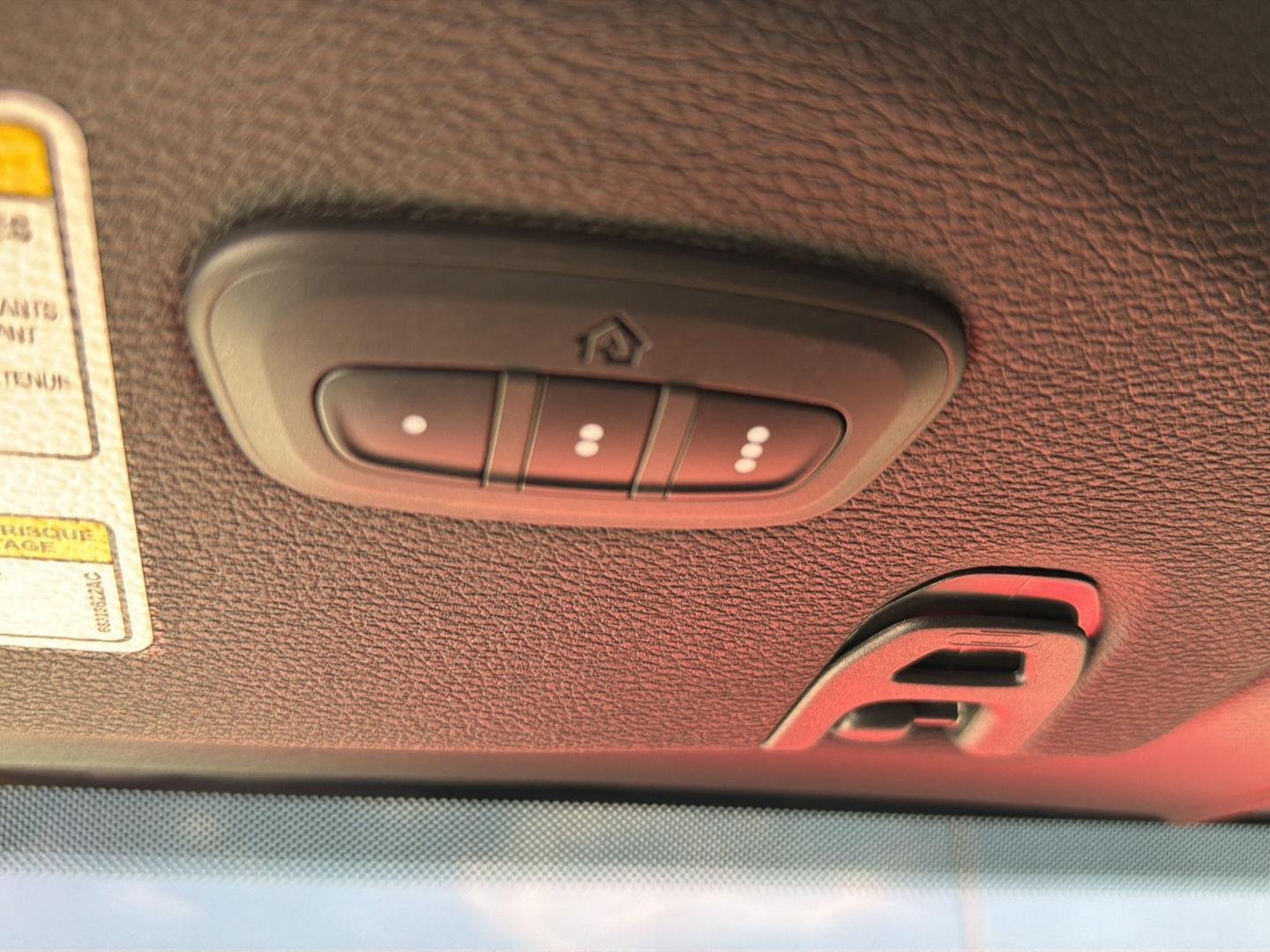 Used 2021 Firecracker Red Clearcoat Jeep Mojave image 29