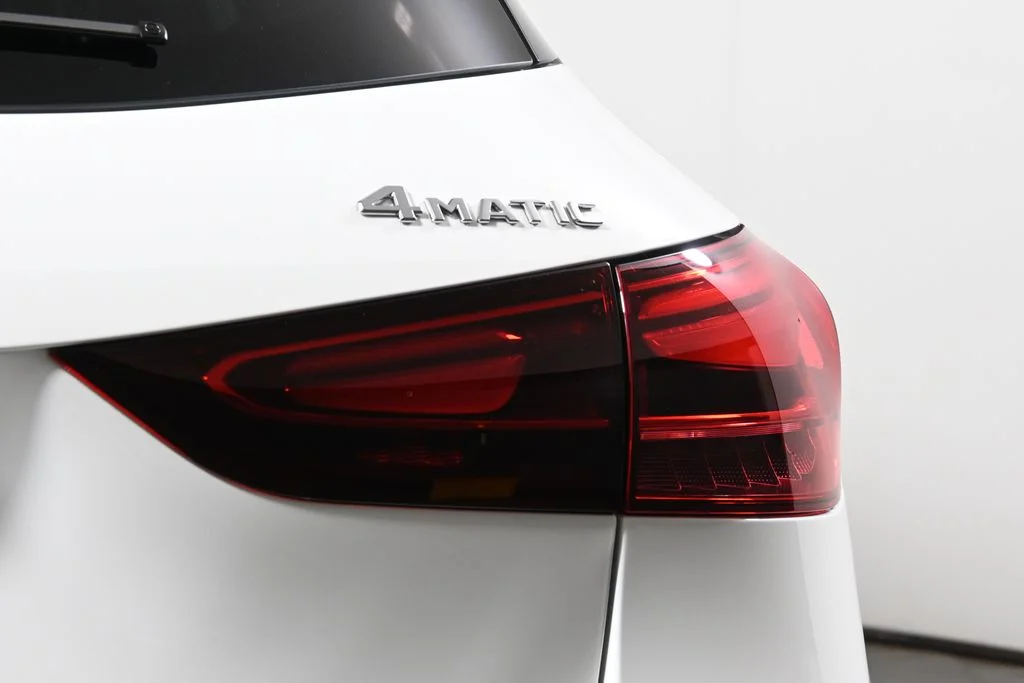 New 2026 White Mercedes-Benz GLA 250 image 13