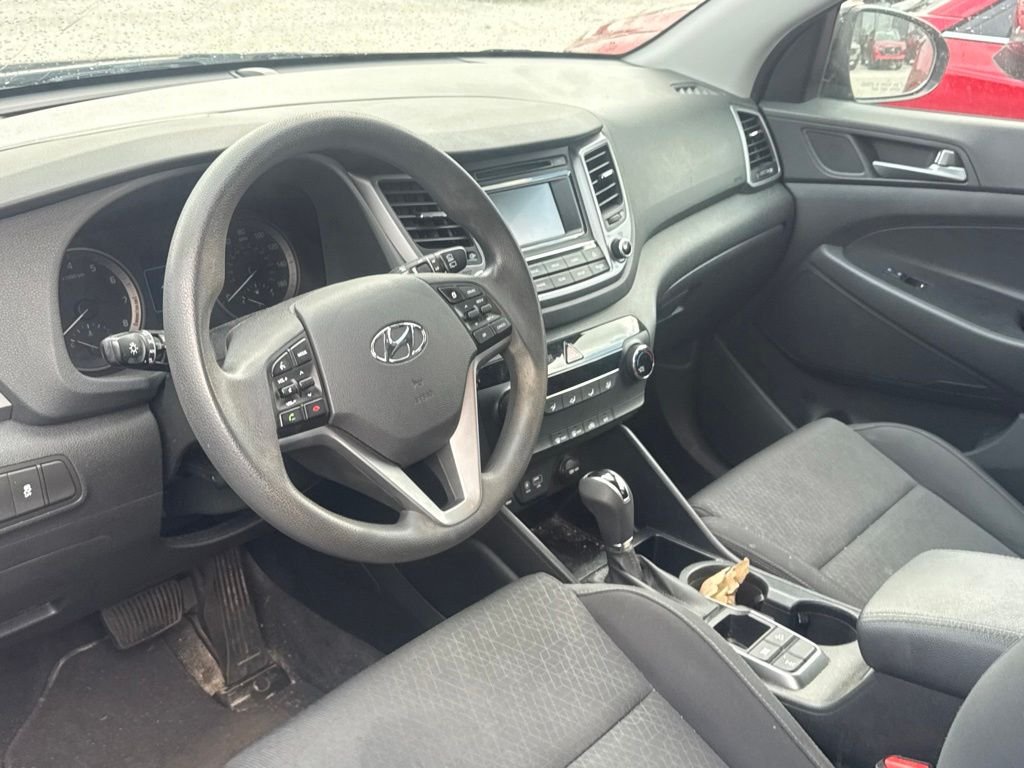 Used 2017 Black Hyundai SE image 12