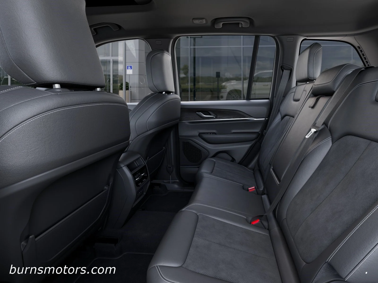 2026 Jeep Grand Cherokee Laredo - Photo 23