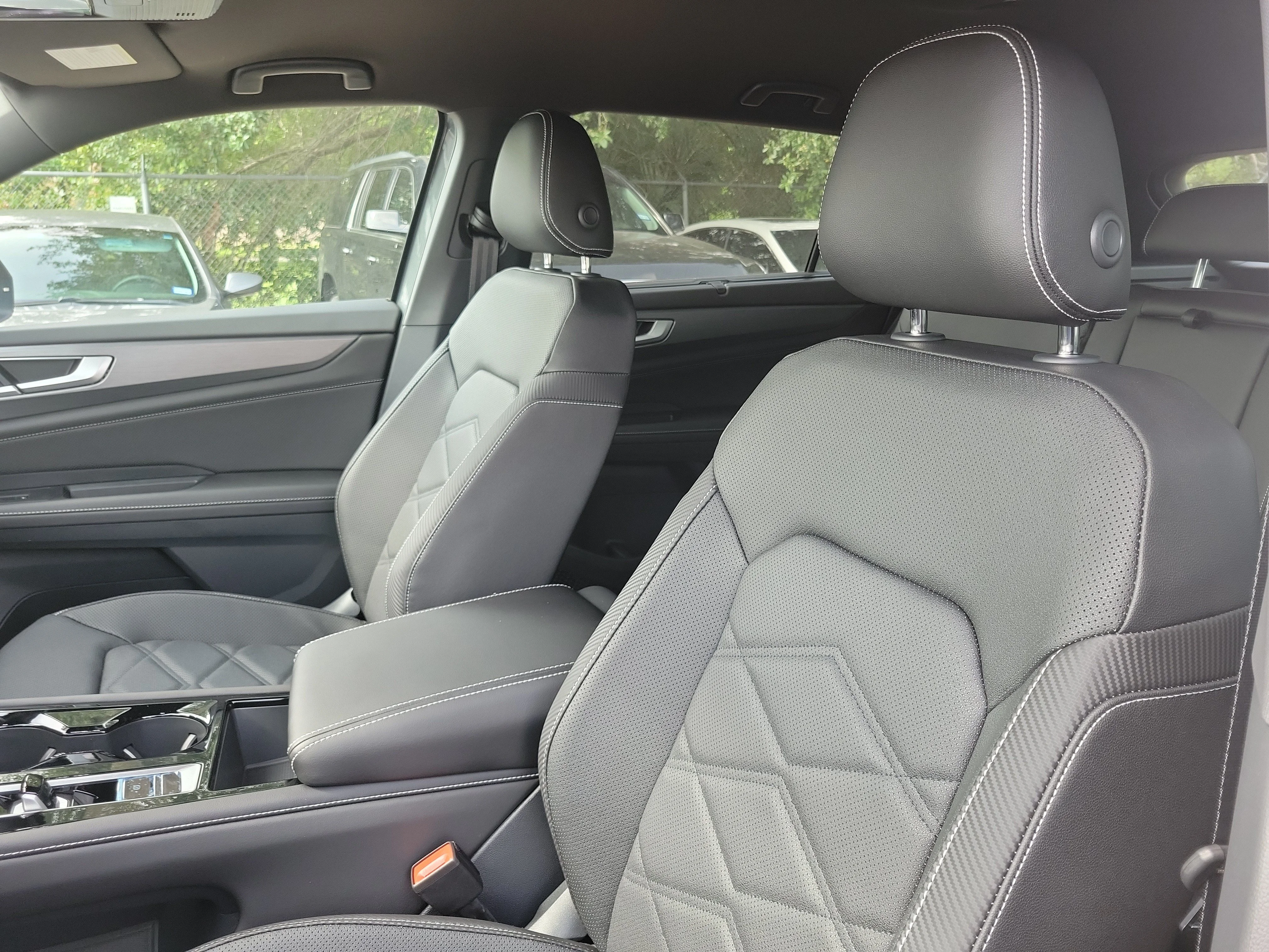 New 2026 Gray Volkswagen 2.0T SE w/Technology image 15