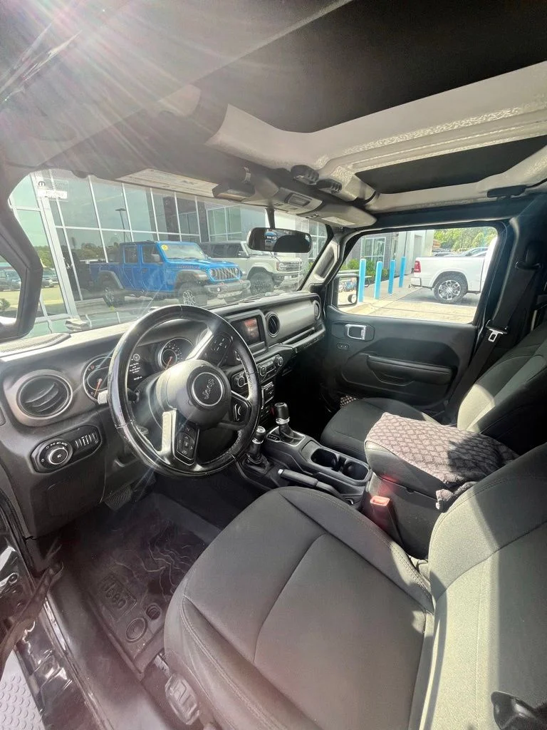 Used 2020 Black Clearcoat Jeep Unlimited Sport S image 2
