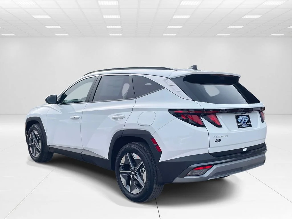 New 2026 White Hyundai SEL image 4