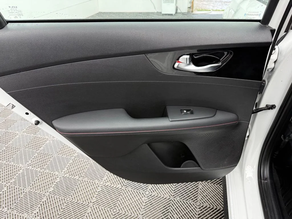 Used 2023 White Kia GT image 29
