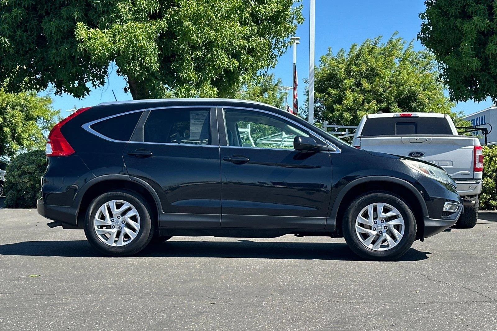 Used 2015 Crystal Black Pearl Honda EX-L image 3