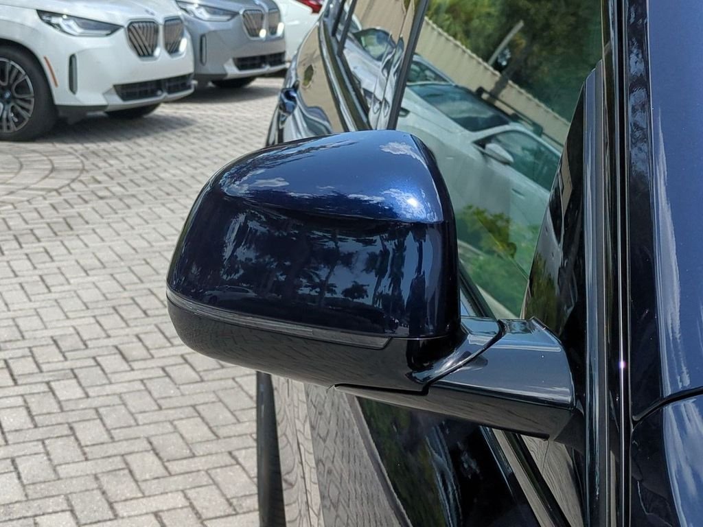 New 2027 Tanzanite Blue II Metallic BMW xDrive40i image 12