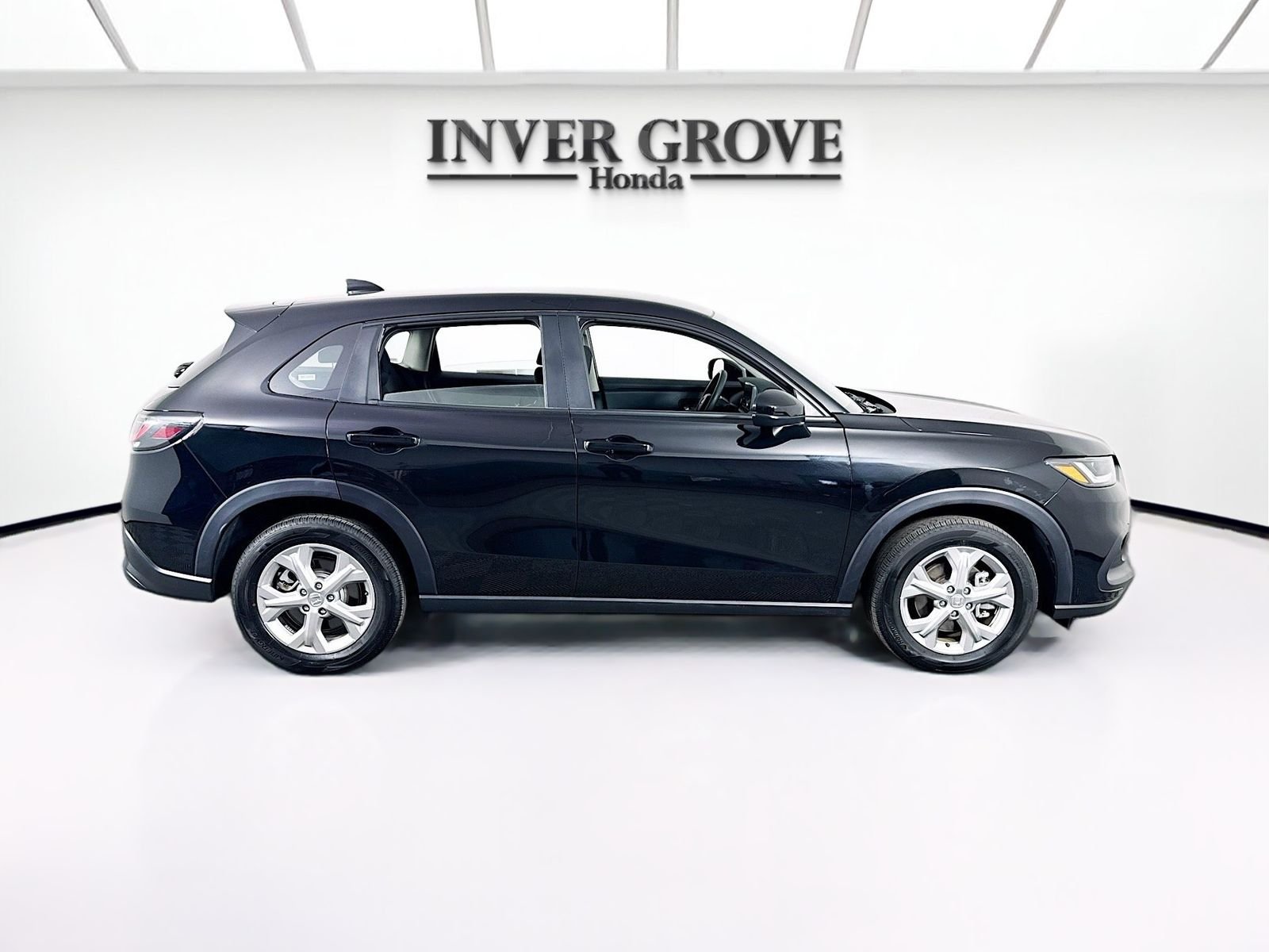 Used 2025 Crystal Black Pearl Honda LX image 4