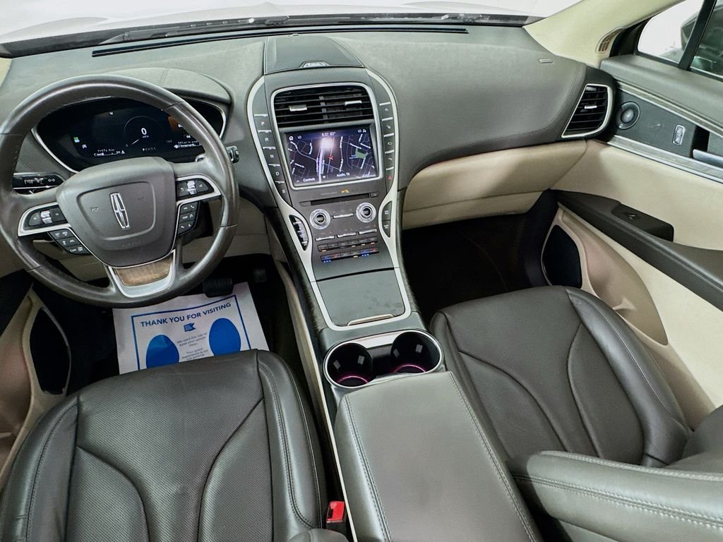 Used 2020 Magnetic Gray Lincoln Reserve image 28