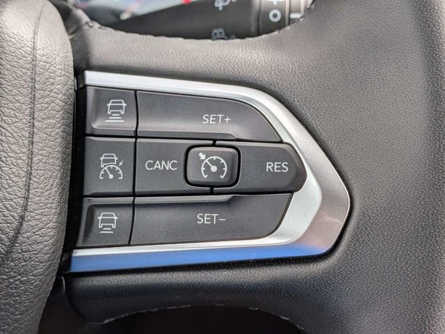Used 2024 White Jeep Limited image 28