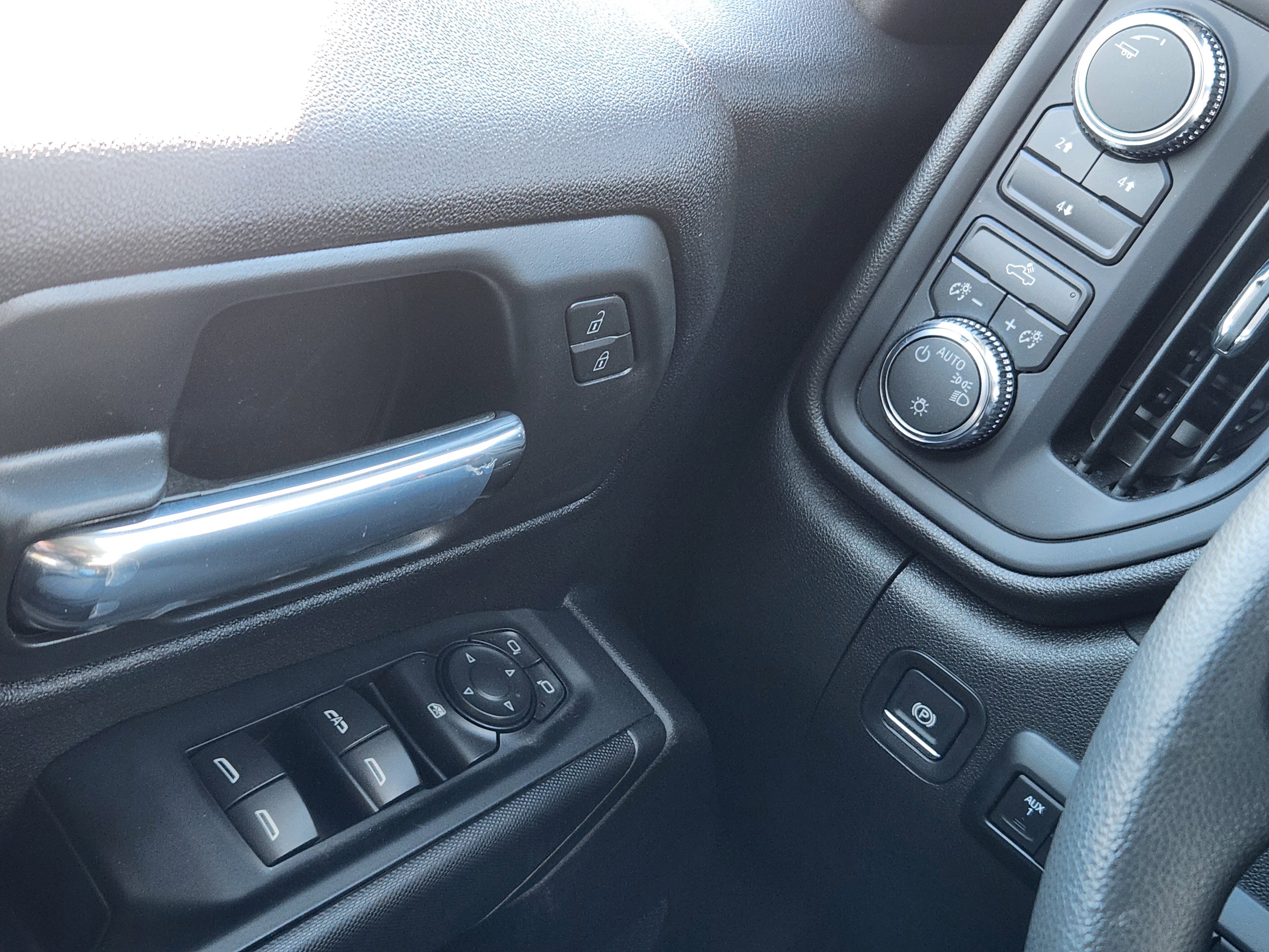 2026 GMC Sierra 2500HD Pro - Photo 17