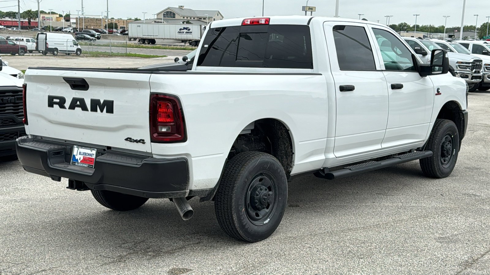 New 2026 Bright White Clear-Coat Exterior Paint RAM Tradesman image 5
