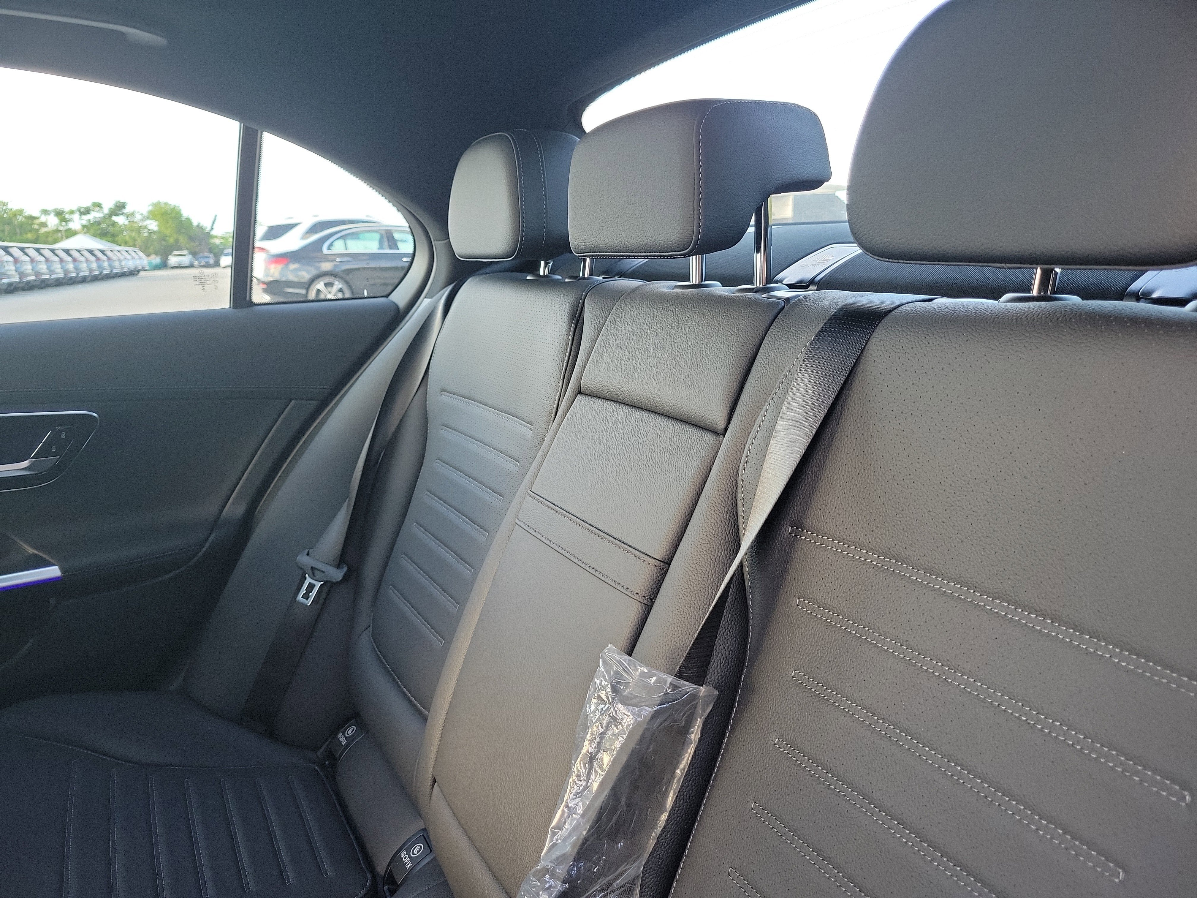 New 2026 Polar White Mercedes-Benz C 300 image 44