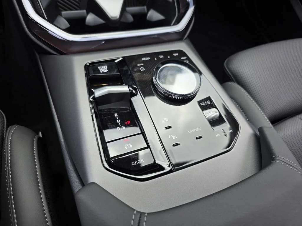 Used 2026 Black BMW 30 xDrive image 18