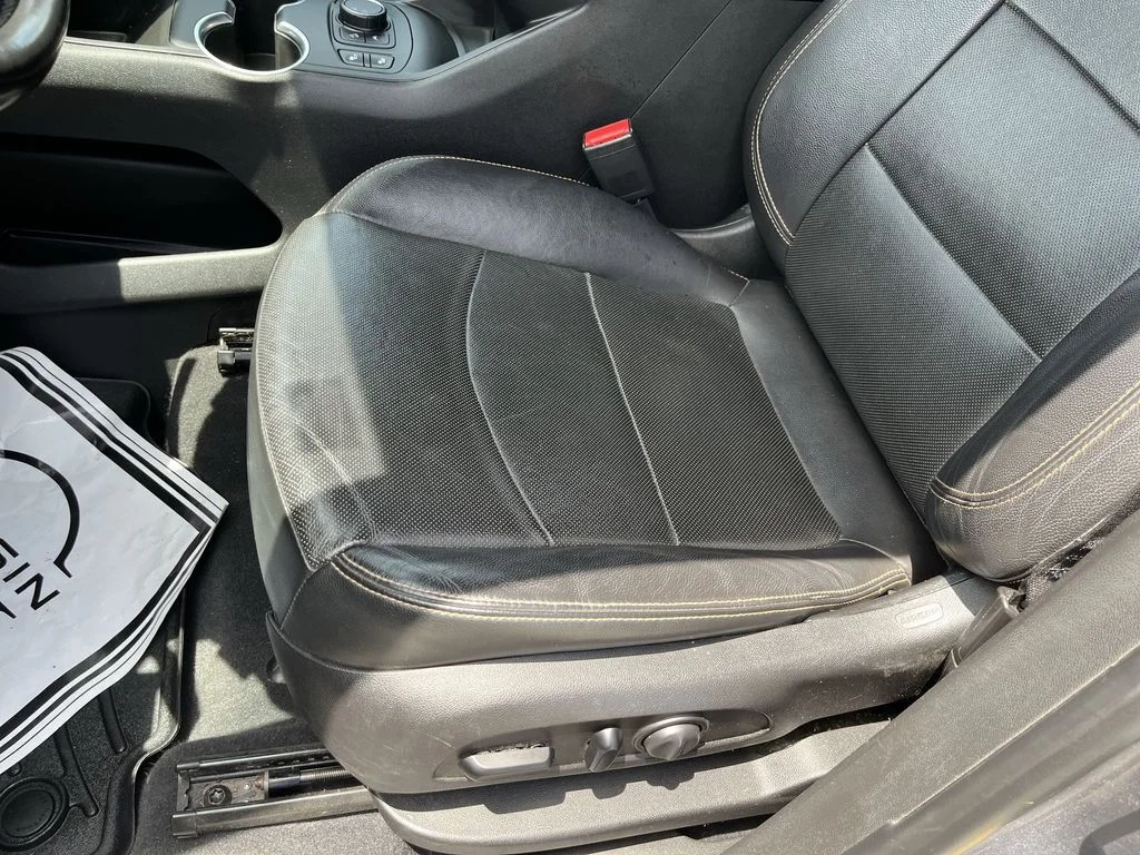 Used 2020 Gray GMC SLT image 12