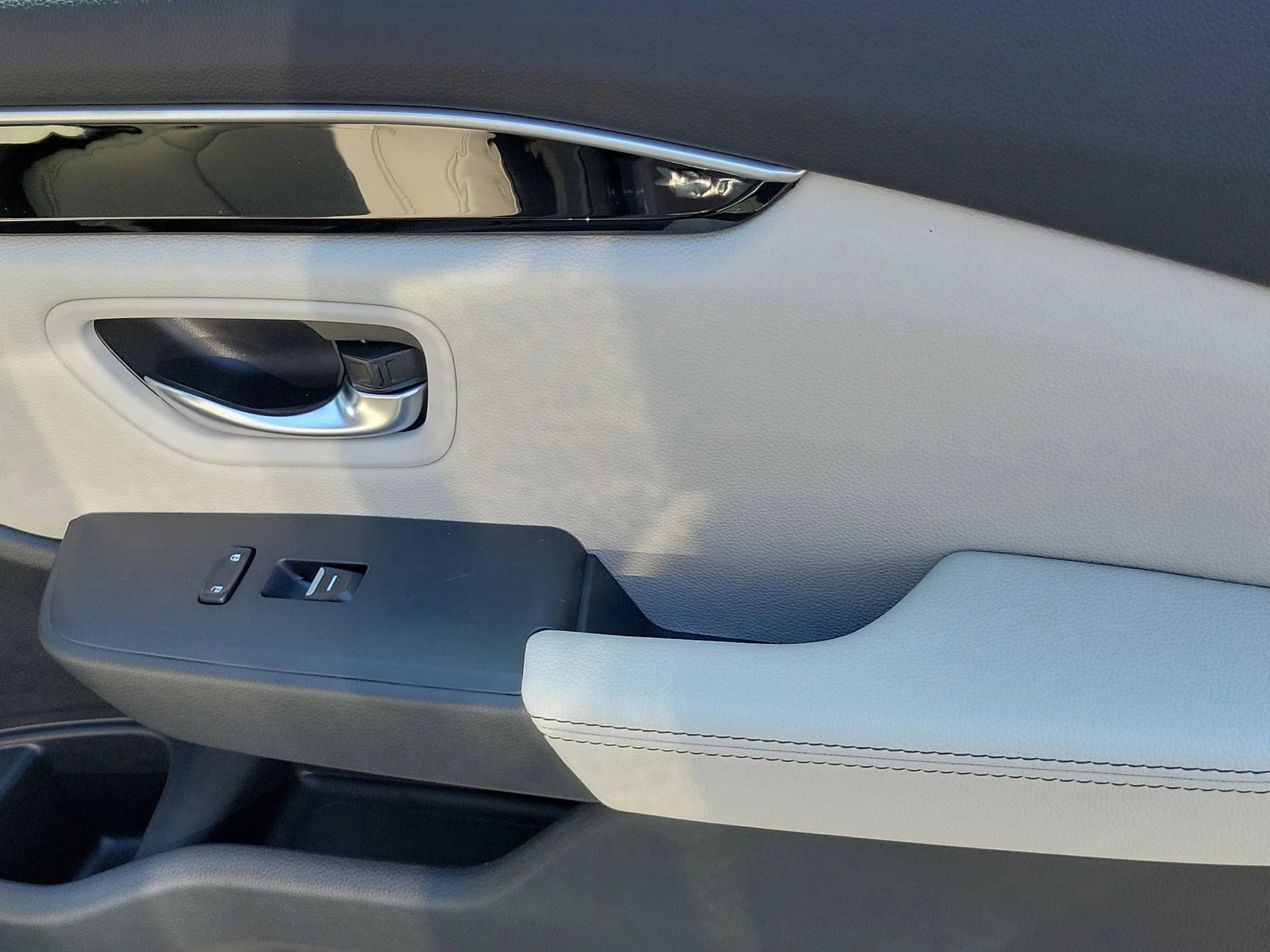 New 2026 Platinum White Pearl Honda EX-L image 12